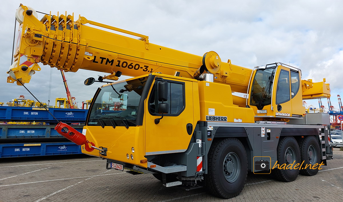Liebherr LTM 1060-3.1 / SN: 082 011 going to Port Veracruz (Mexico)