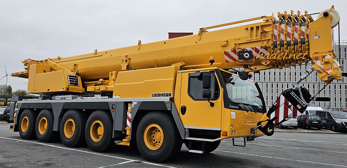 Liebherr LTM 1150-5.3 / SN: 079 702 (YoM: 10/2024) going to Australia via Port Freemantle