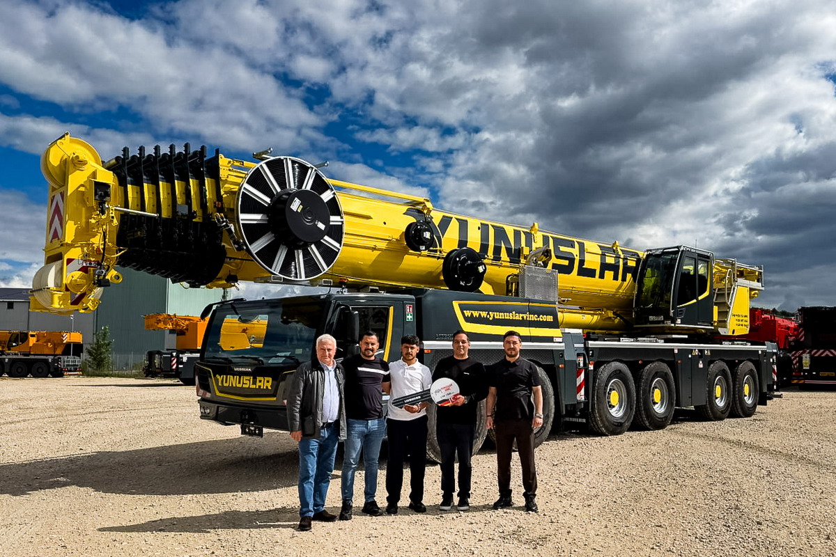 Yunuslar Vinç erweitert Kapazitäten mit neuem  Liebherr LTM 1300-6.4