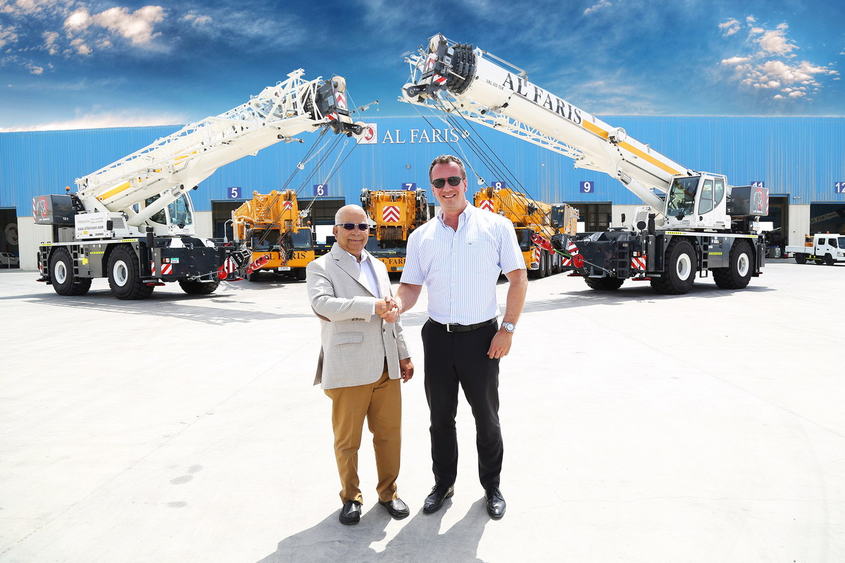 Al Faris takes delivery of an LRT 1090-2.1 and an LRT 1100-2.1