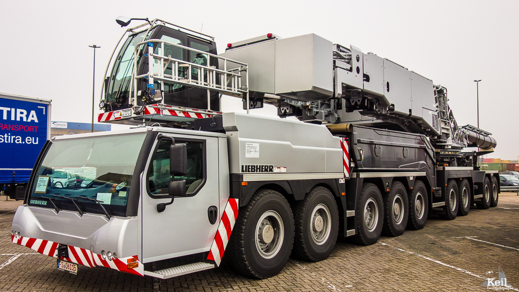 Liebherr LTM 11200 NX / 073 506>                 				 </div>
			<div class=