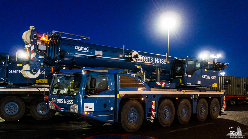 new cranes for Sarens Nass....>                 				 </div>
			<div class=