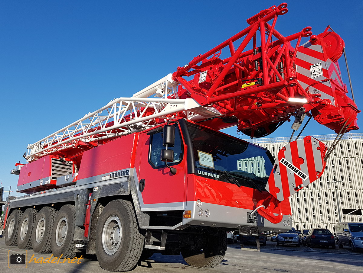 new Liebherr LTM 1120 NZ / SN: 092 957 on the way to Japan>                 				 </div>
			<div class=