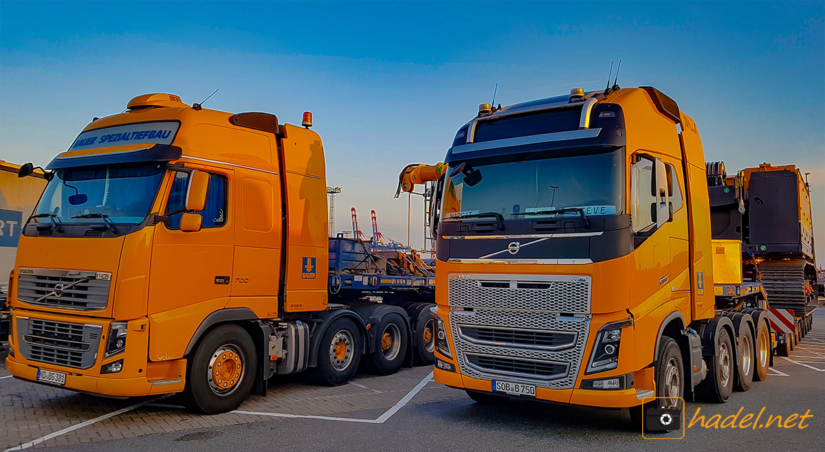 some loaded heavy transport trucks in Port Bremerhaven>                 				 </div>
			<div class=