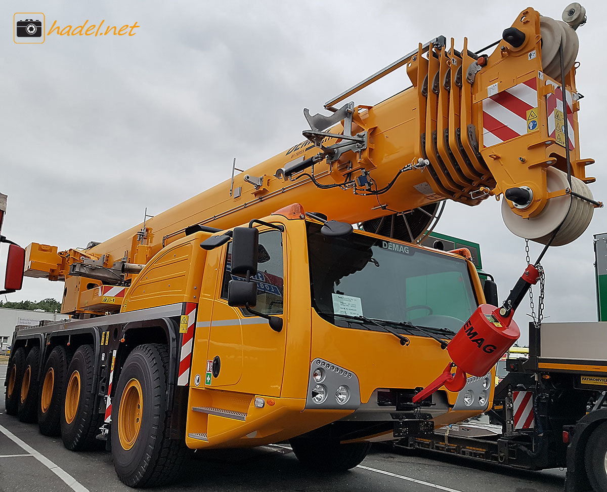 new Demag AC 130-5 / SN: 35355 on the way to Australia via Port Brisbane>                 				 </div>
			<div class=