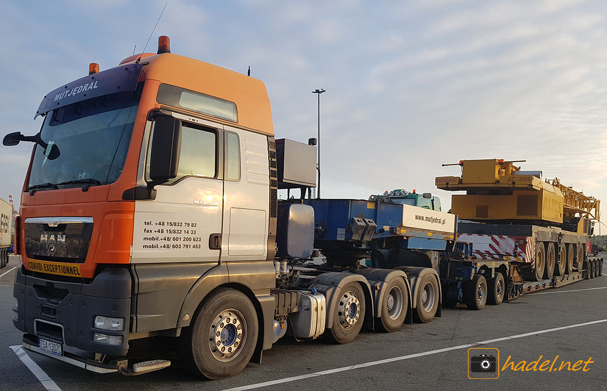 old Demag AC 395 / ex-Gruas y Transportes Altes / Zwigi Macander>                 				 </div>
			<div class=