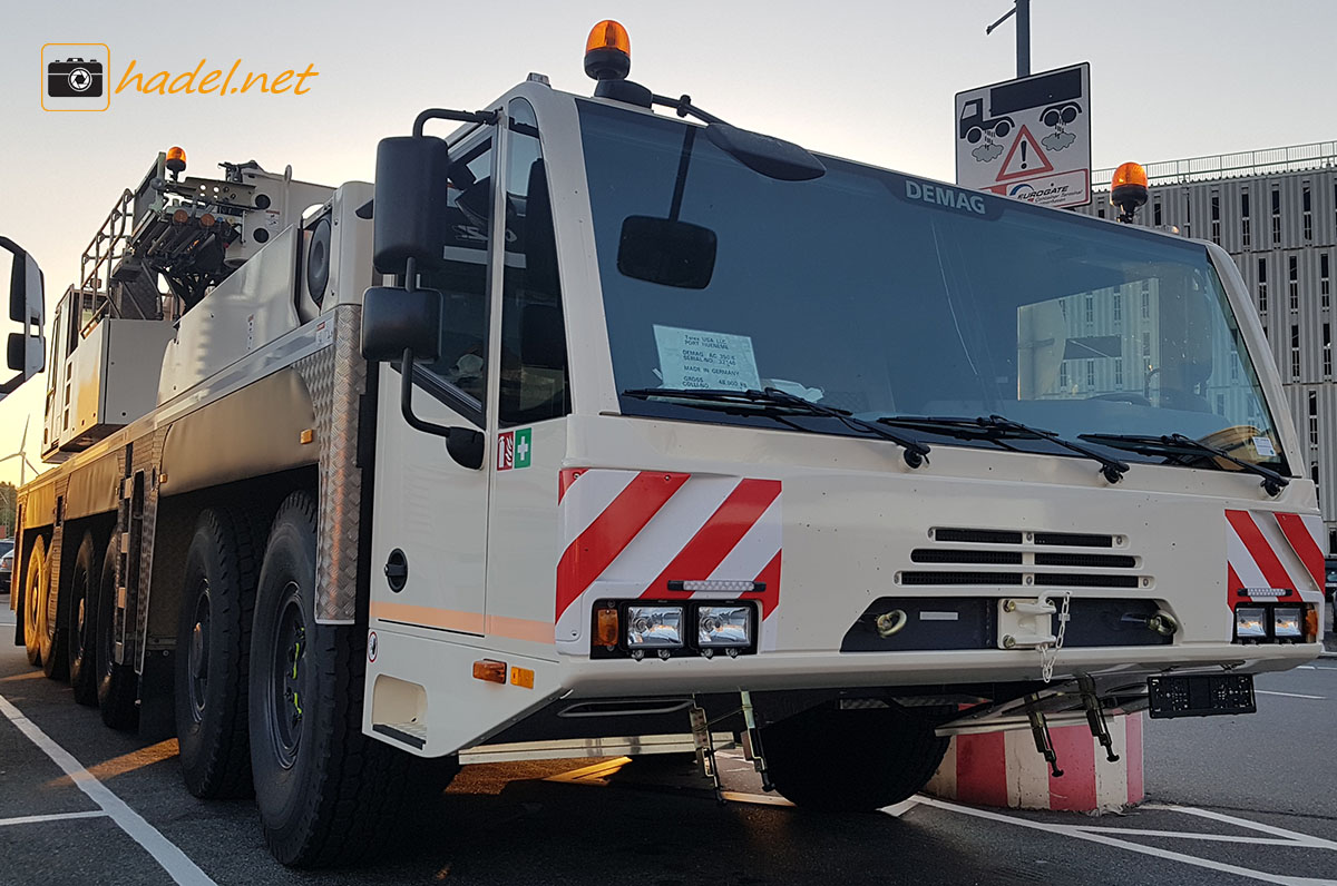 Demag AC 350-6 / SN: 32140 on the way to the USA via Port Hueneme>                 				 </div>
			<div class=