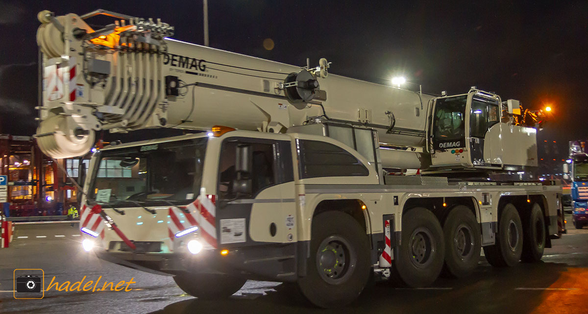 Demag AC 220-5 / SN: 82485 on the way to Houston (USA)>                 				 </div>
			<div class=