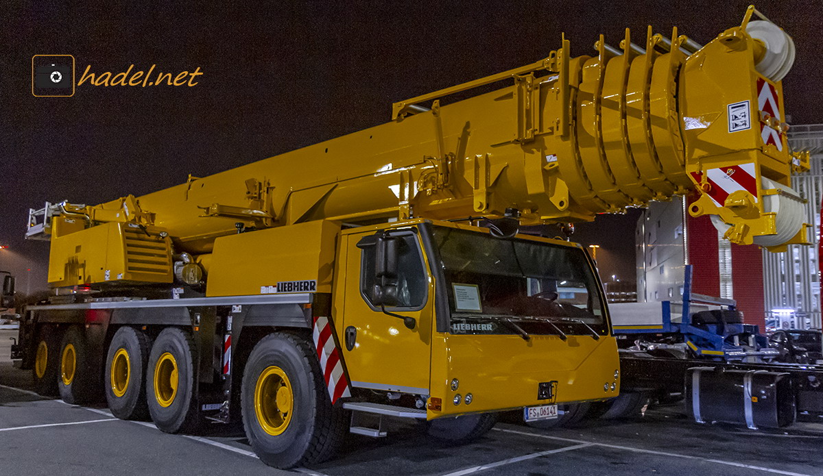 Liebherr LTM 1220-5.2 / SN: 095 070 for Sterling Crane via Galveston (USA)>                 				 </div>
			<div class=