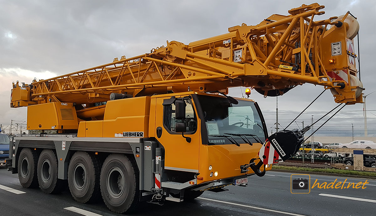 Liebherr LTM 1070-4.2 / SN: 085 737 on the way to Galveston (USA)> </div>
<div class=