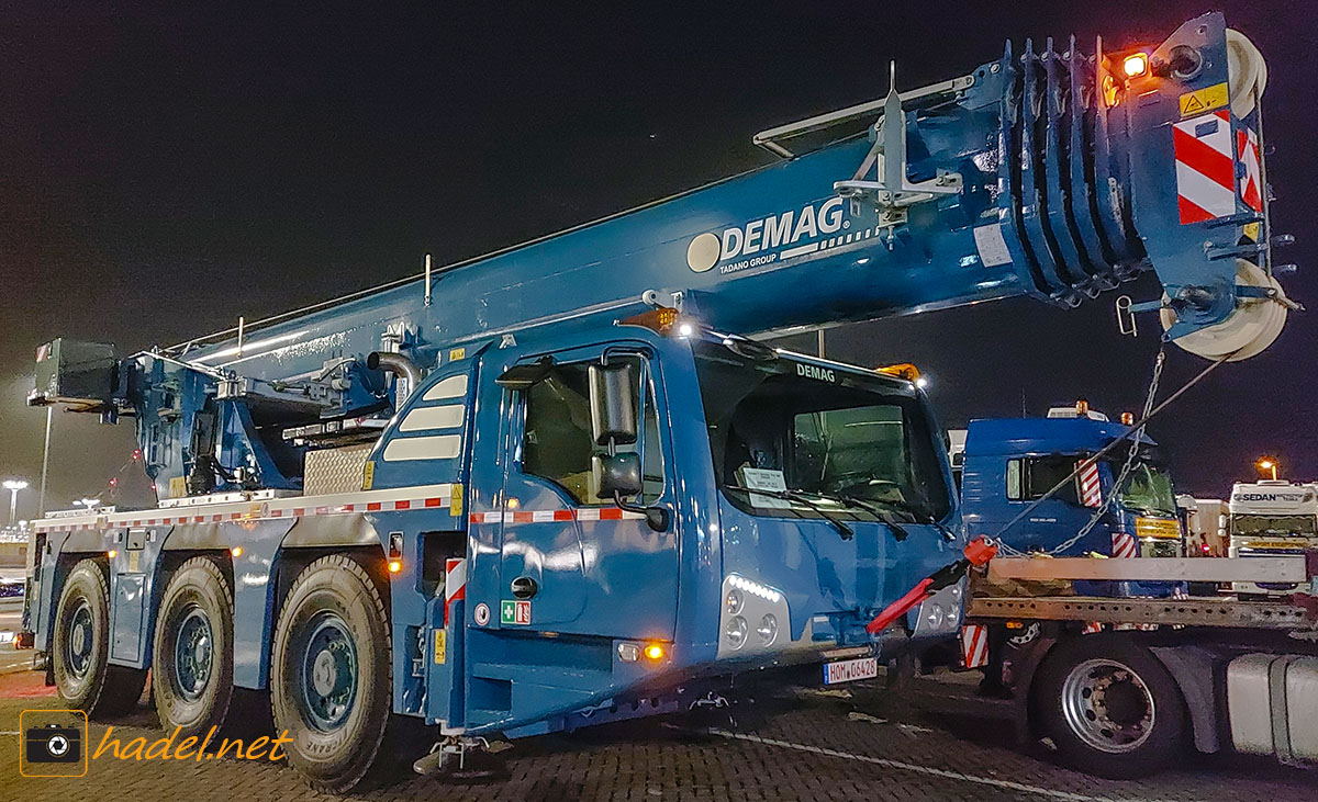 Demag AC 60-3 / SN: 54325 on the way to Chile>                 				 </div>
			<div class=