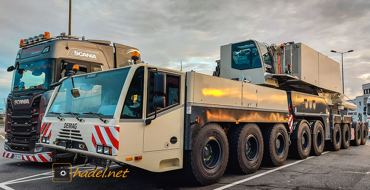 Demag AC 700-9 / SN: 87118 on the way to the USA >                 				 </div>
			<div class=