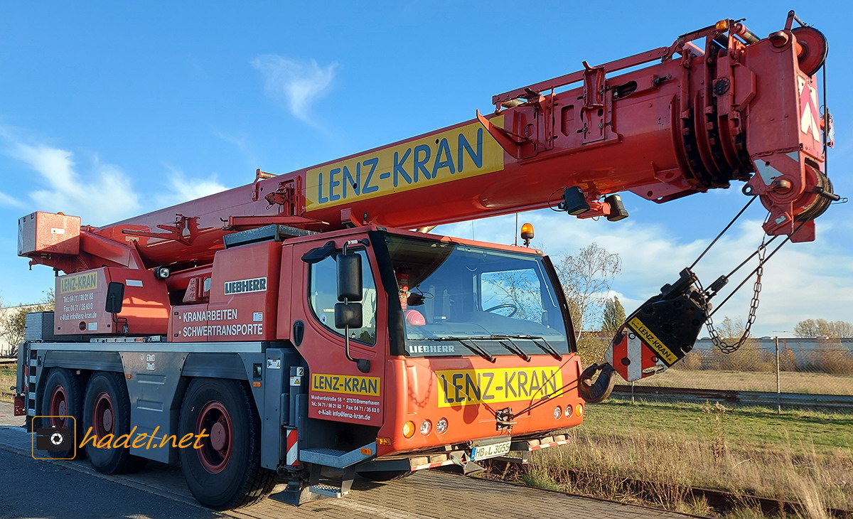 Liebherr LTM 1050-3.1 / SN: 083 285 (YoM: 2008) von Lenz-Kran (Bremerhaven / Germany)>                 				 </div>
			<div class=