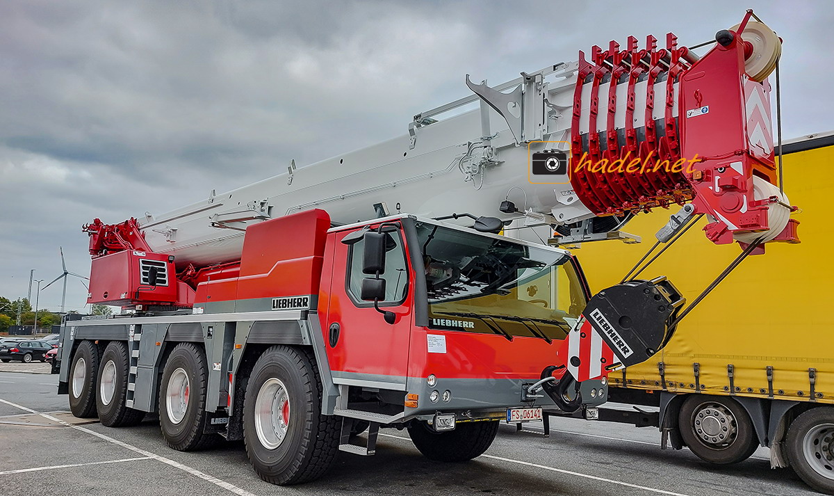 Liebherr LTM 1120-4.1 / SN: 081 548 going to Port Kembla (Australia)>                 				 </div>
			<div class=