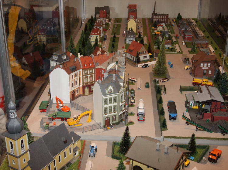 (c) www.hadel.net