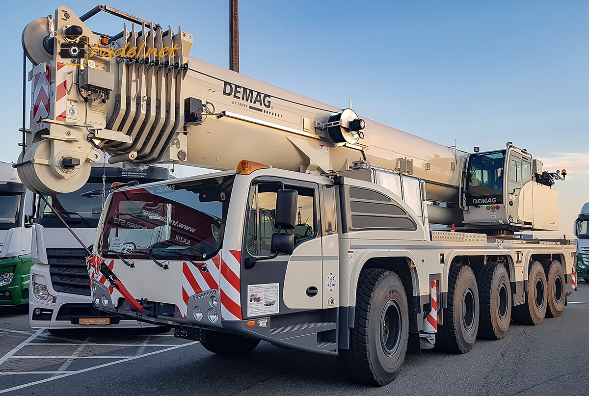 Terex Demag AC 220-5 / SN: 82532 mit Zielhafen Galveston (Texas, USA)>                 				 </div>
			<div class=