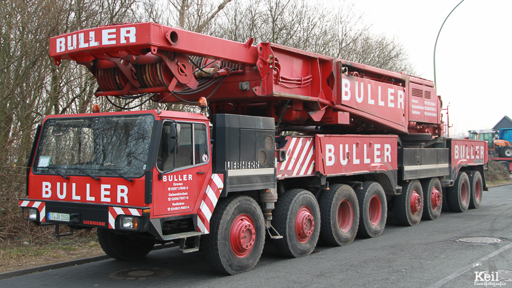 Liebherr LG 1550 from Buller leaving Germany