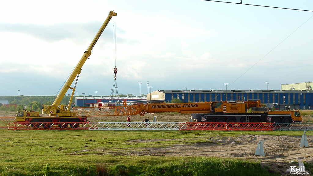 Errichtung Windmessturm 2005 durch Kronschnabel-Franke in Bremerhaven