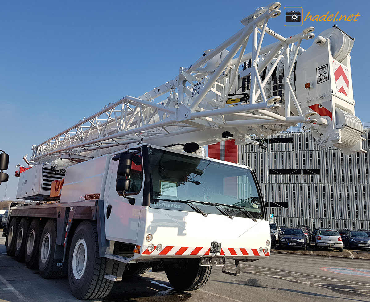 new Liebherr LTM 1095-5.1 / SN: 091 515 on the way to Australia