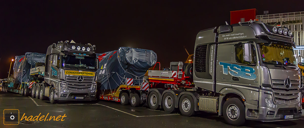 two Mercedes-Benz Actros 4158 SLT from TSB with 52,6 ton MAN Diesel engine