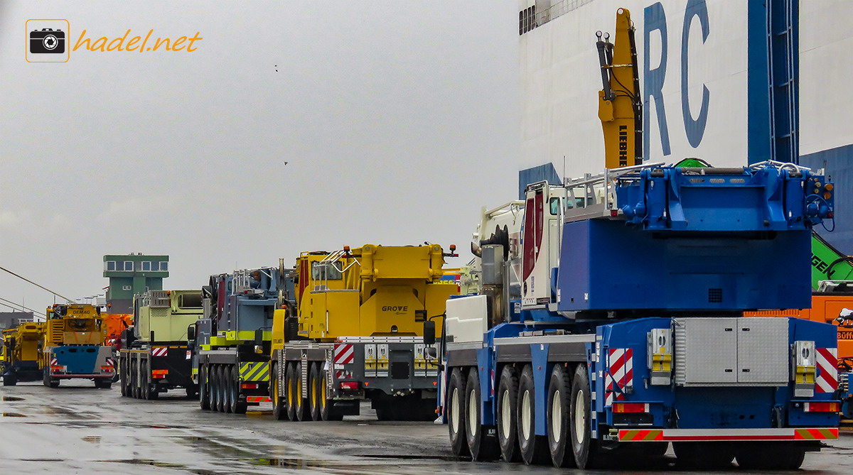 long parking row in Port Bremerhaven with a Liebherr LTM 1300-6.2 for Eei Corporation