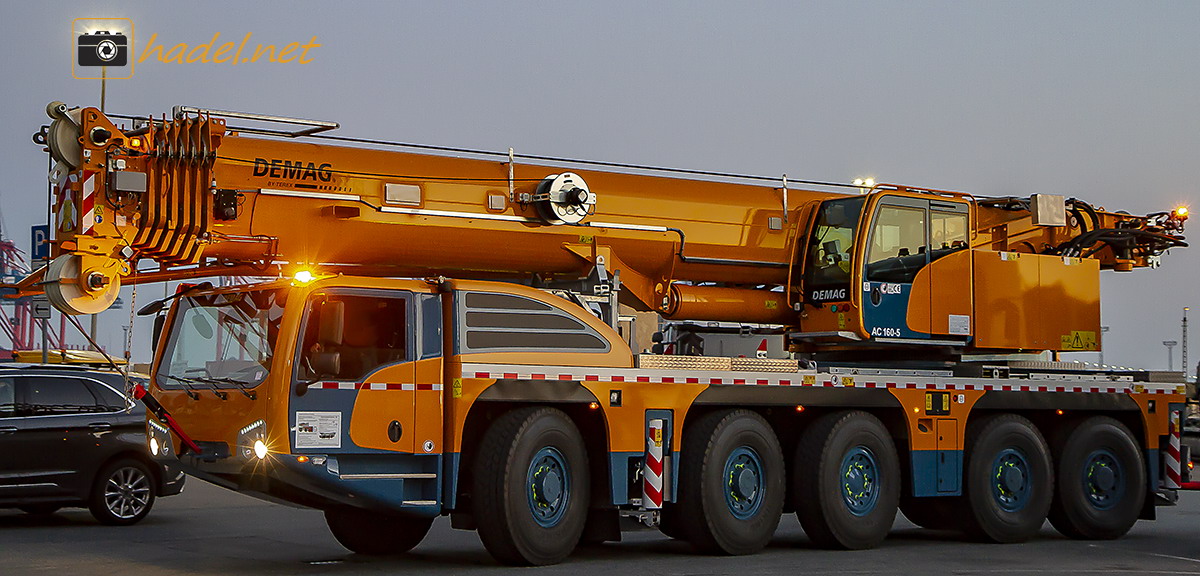 new Demag AC 160-5 / SN: 38452 on the way to Chile via Iquique