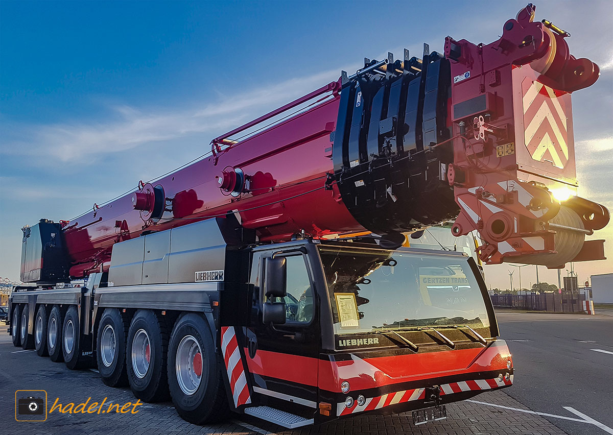 Liebherr LTM 1450-8.1 / SN: 072 552 for Mammoet Australia via Fremantle