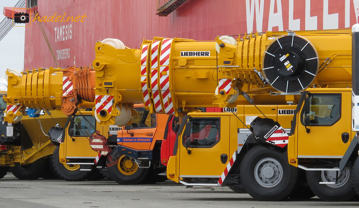 some impressions from the crane parking lot in Port Bremerhaven