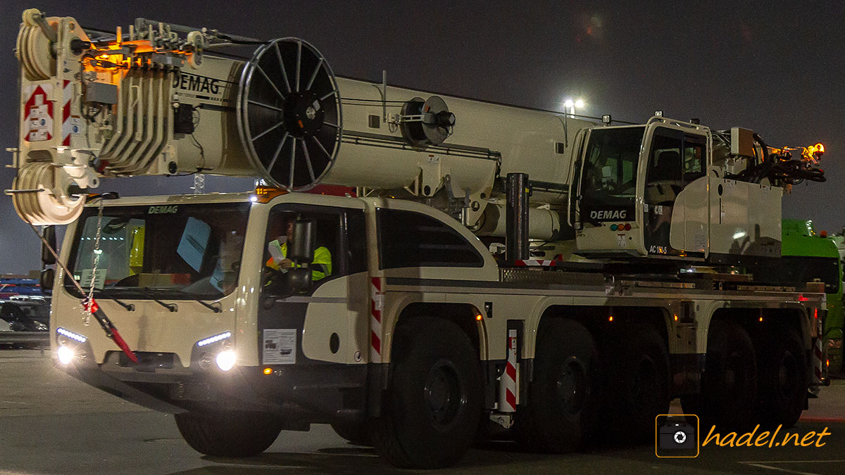 Demag AC 160-5 / SN: 38465 on the way to Iquique (Chile)
