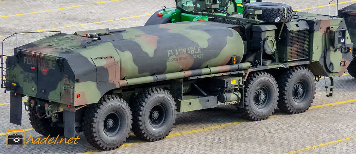 4axle Oshkosh petrol transporter