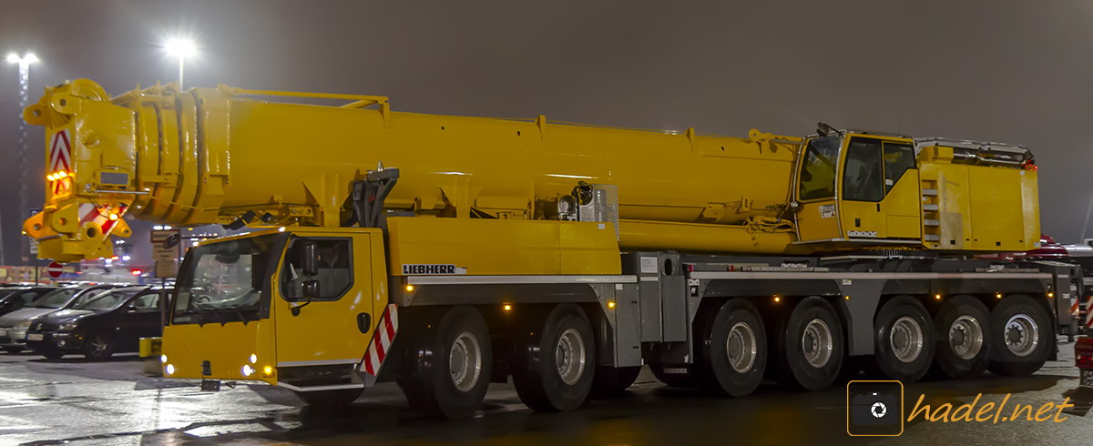 Liebherr LTM 1400-7.1 / SN: 072 381 on the way to the USA