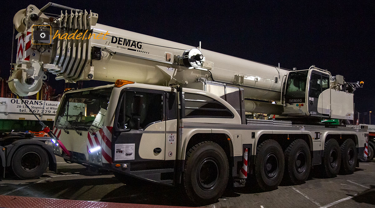 Demag-Doppel mit Zielhafen Brisbane (Australien)