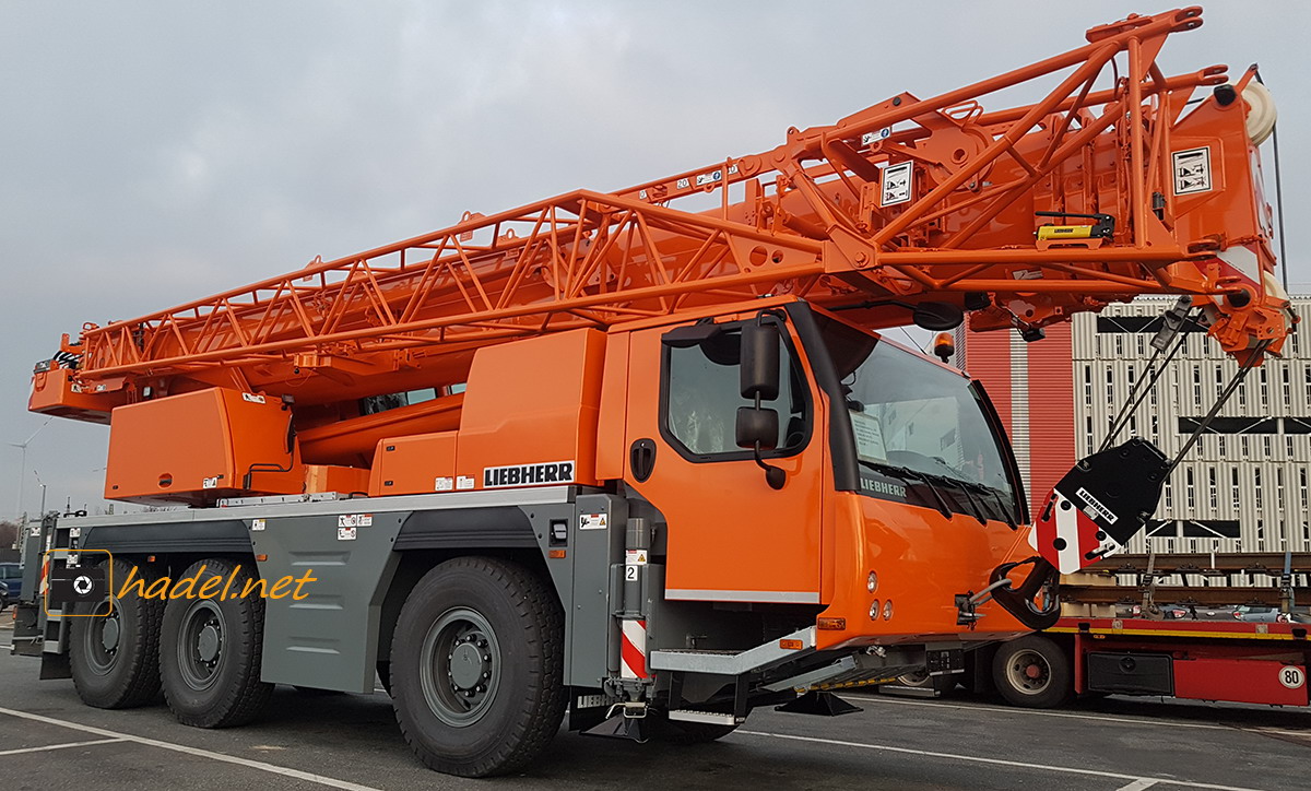 Liebherr LTM 1055-3.2 / SN: 042 373 for River Engineering Co., Ltd in Thailand