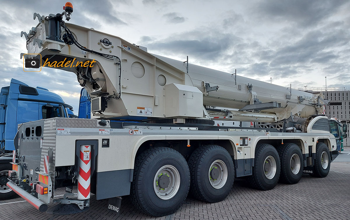 Demag AC 220-5 / SN: 82583 mit Zielhafen Baltimore (USA)