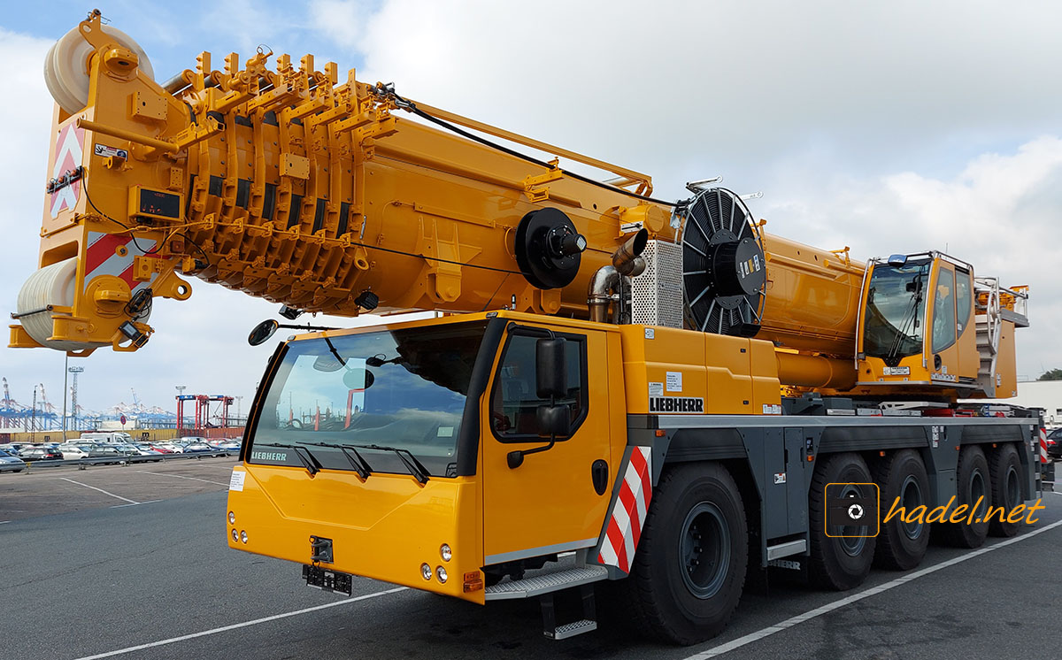 Liebherr LTM 1230-5.1 / SN: 094 232 on the way to the USA
