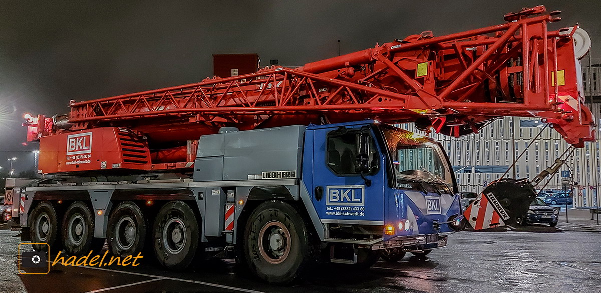 Liebherr LTM 1130-5.1 / SN: 066 434 (YoM: 2013) ex-BKL leaving Germany