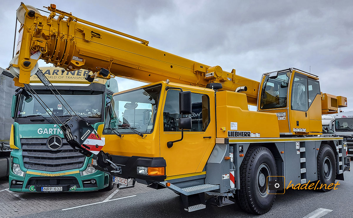 Liebherr LTM 1030-2.1 / SN: 041 138 for Liebherr Africa Ltd.