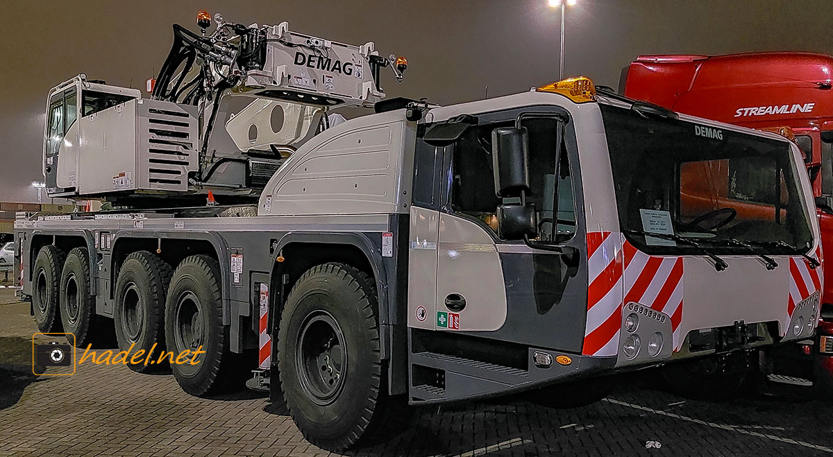 Demag AC 220-5 / SN: 82655 auf dem Weg nach Amerika