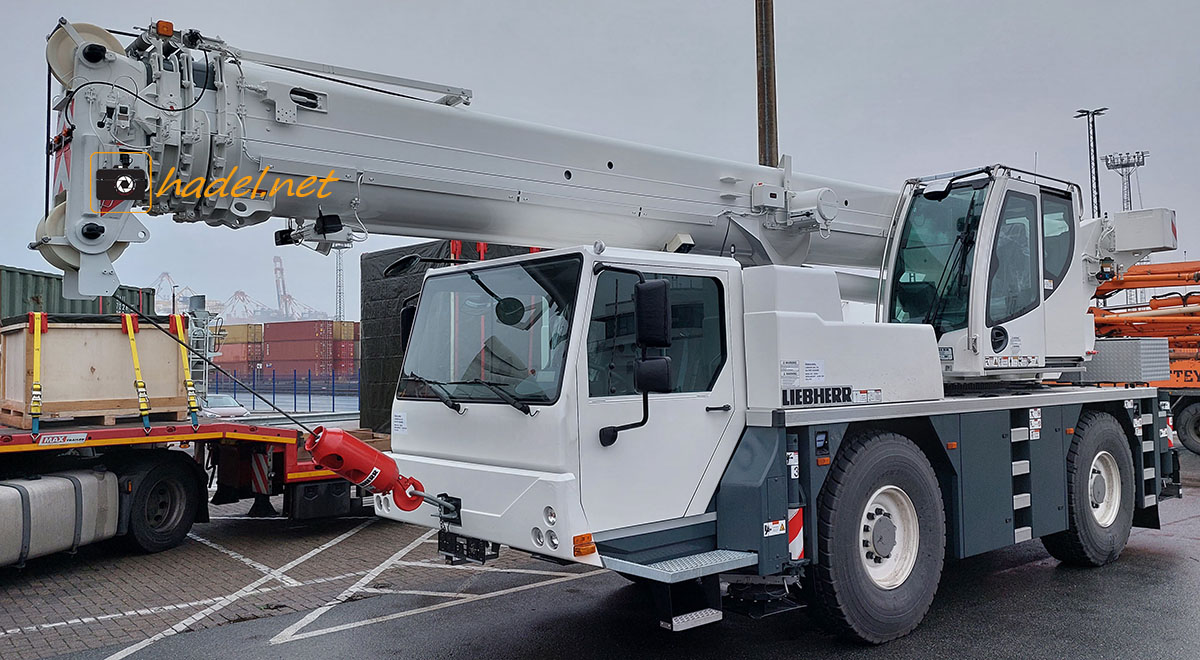 Liebherr LTM 1040-2.1 / SN: 052 634 auf dem Weg in die USA via Port Hueneme