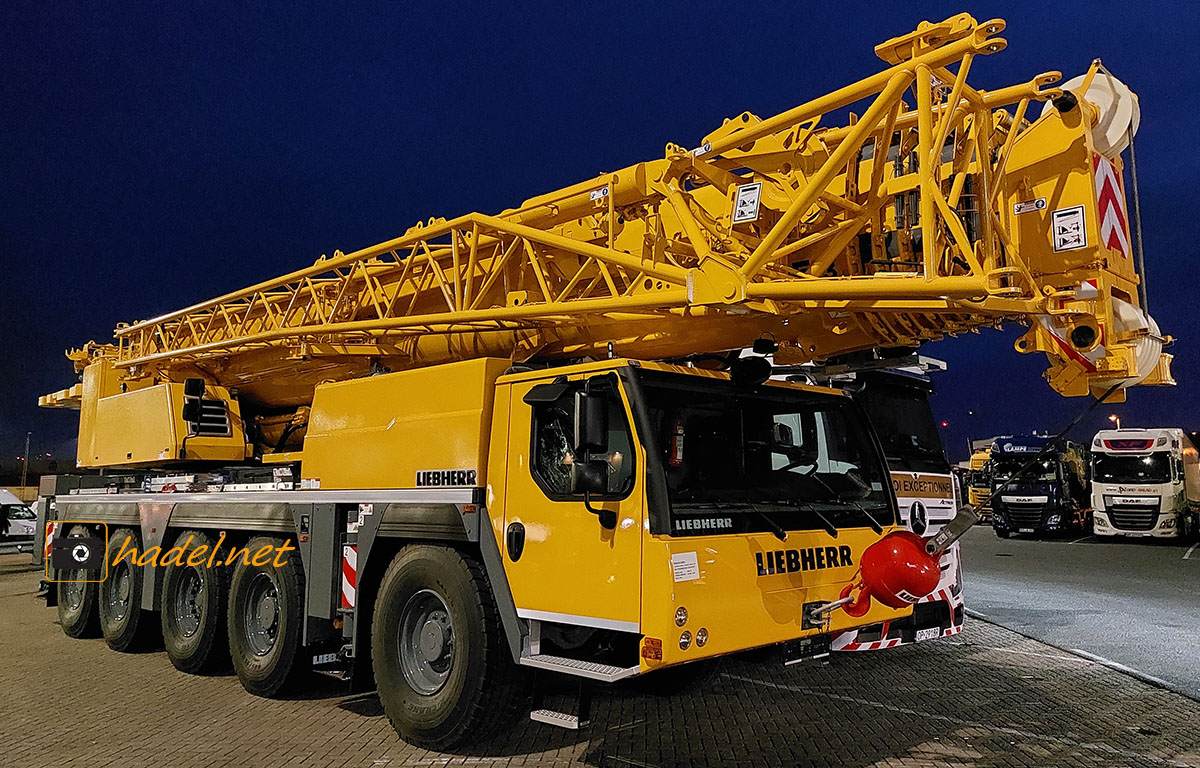 Liebherr LTM 1150-5.3 / SN: 049 124 mit Zielhafen Pyeongtaek (Korea)