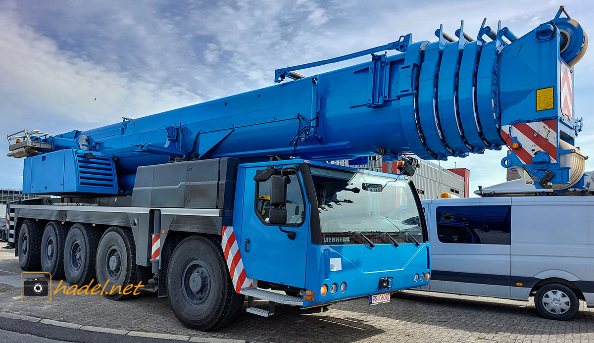 Liebherr LTM 1220-5.1 / SN: 070 328 (YoM: 2006) auf dem Weg nach Veracruz (Mexico)