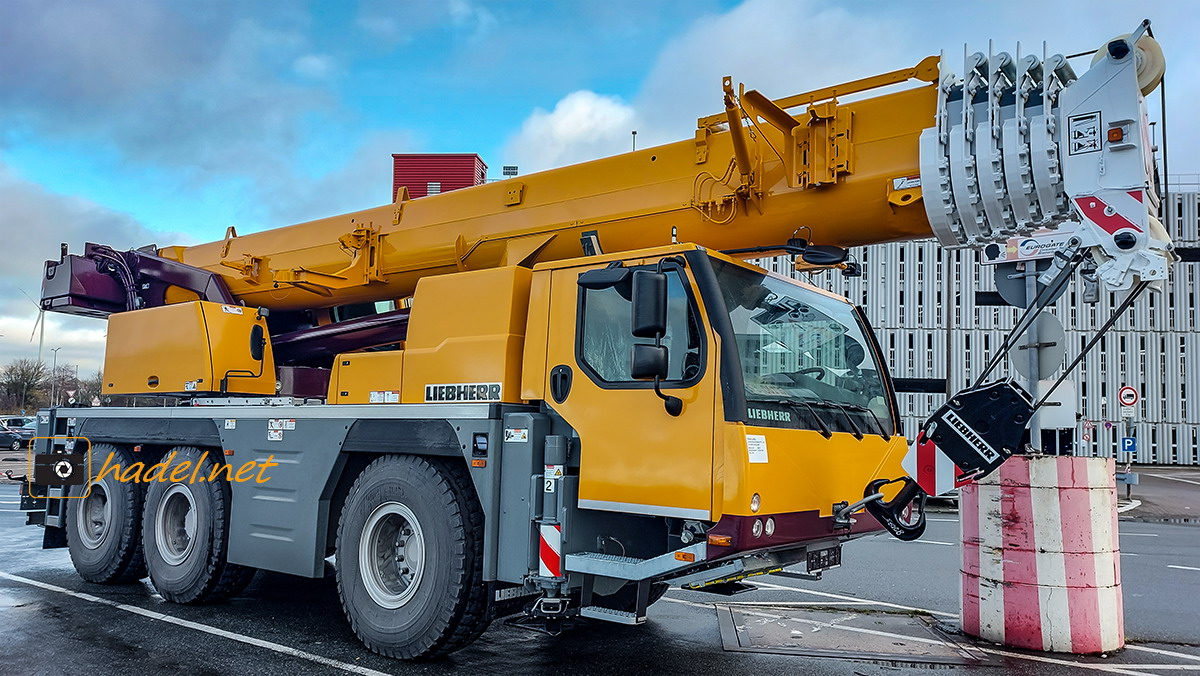 Liebherr LTM 1060-3.1 / 082 073 auf dem Weg nach Australien (via Port Auckland)