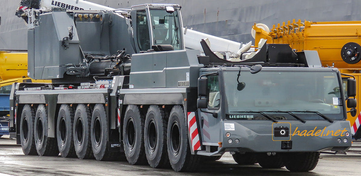 Liebherr LTM 1450-8.1 / SN: 072 672 auf dem Weg in die USA