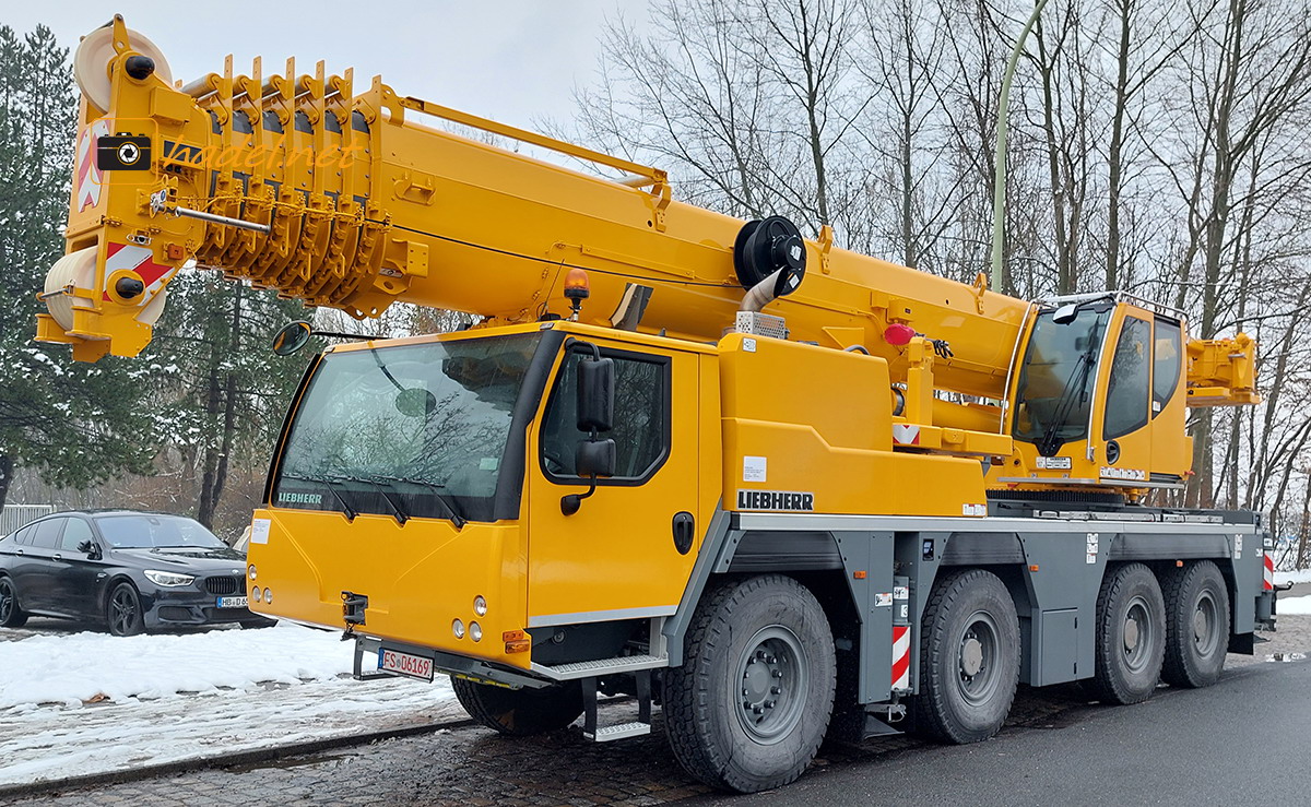 Liebherr LTM 1090-4.2 / SN: 087 728 auf dem Weg nach Mexico via Port Veracruz