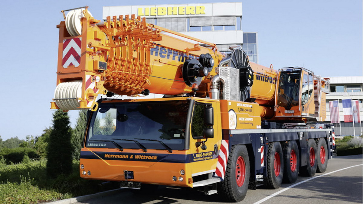 Firmengruppen Wittrock und Ulferts ordern erneut Mobilkranpaket bei Liebherr 